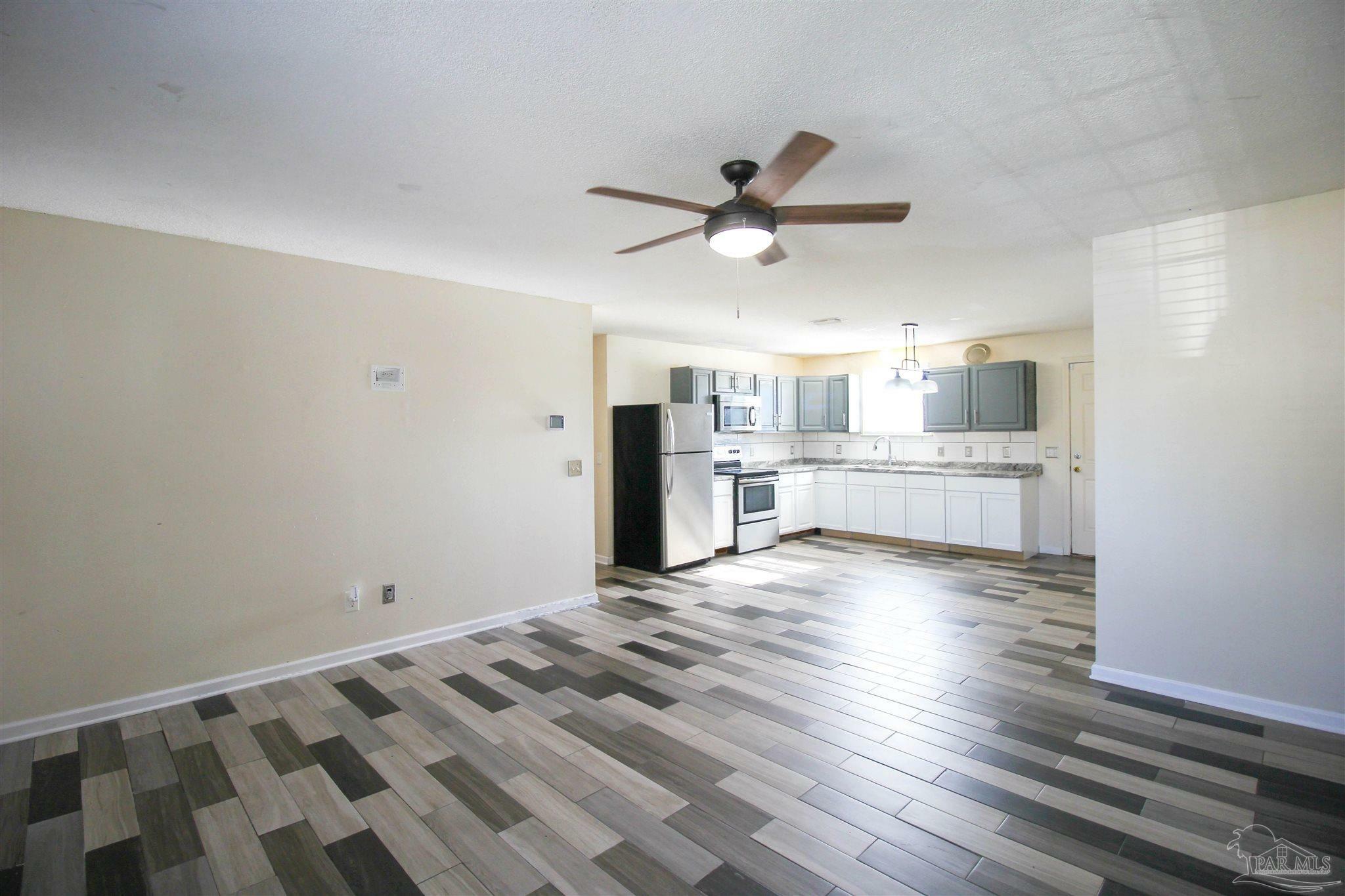 Property Photo:  5942 Tryton Cir  FL 32526 