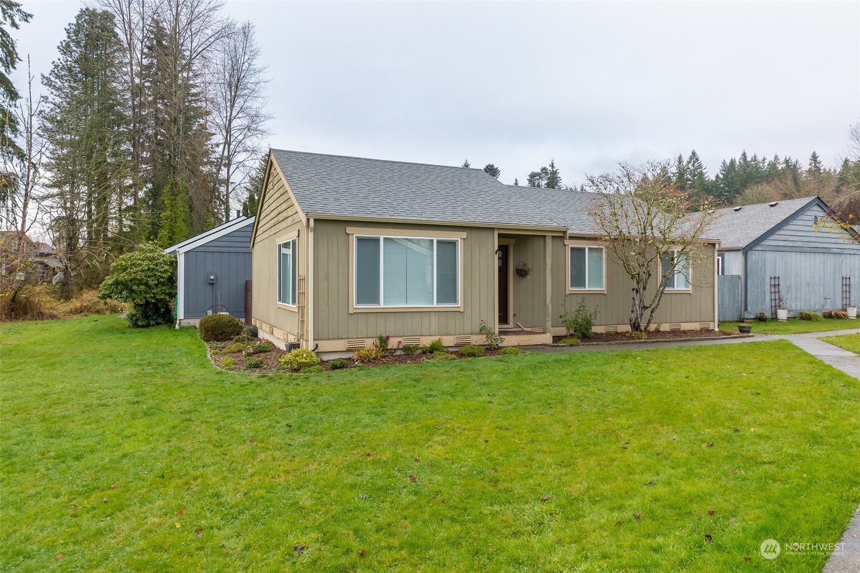 Property Photo:  1426  128th Drive NE  WA 98258 