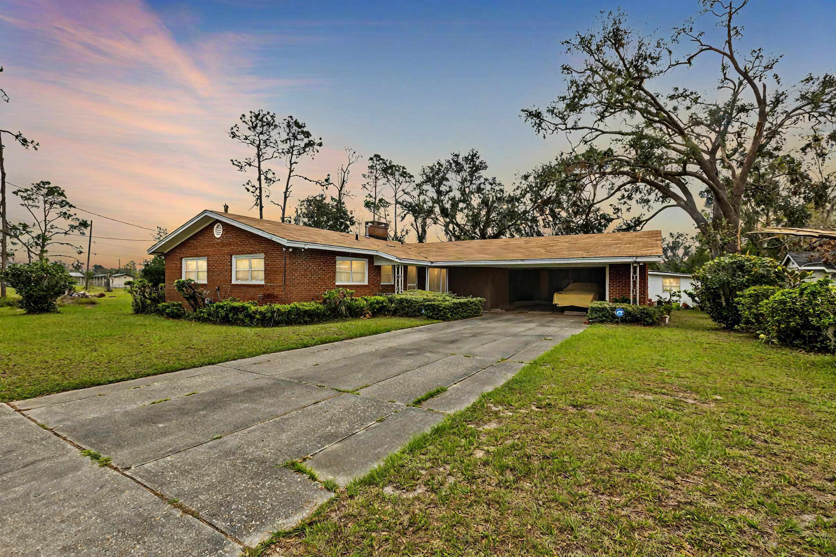 Property Photo:  105 Clifford Lane  FL 32347 