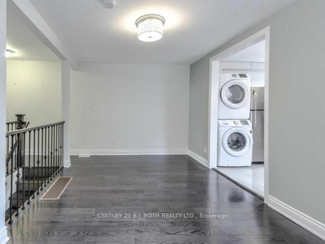 Property Photo:  603 Ossington Ave Upper  ON M6G 3T6 