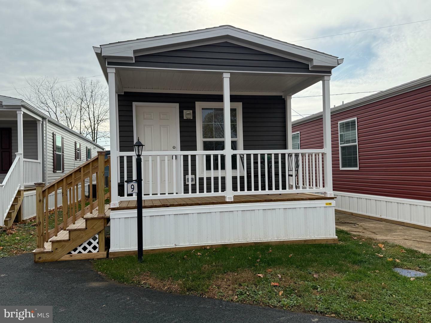 Property Photo: 541 Furnace Hills Pike 9 PA 17543