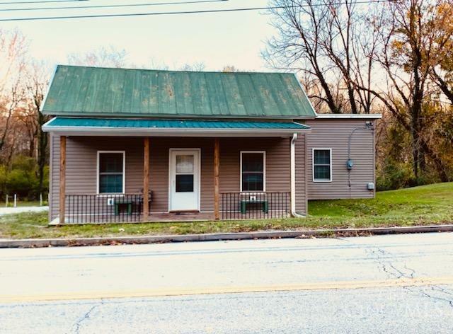 Property Photo:  115 Columbia St  OH 45121 