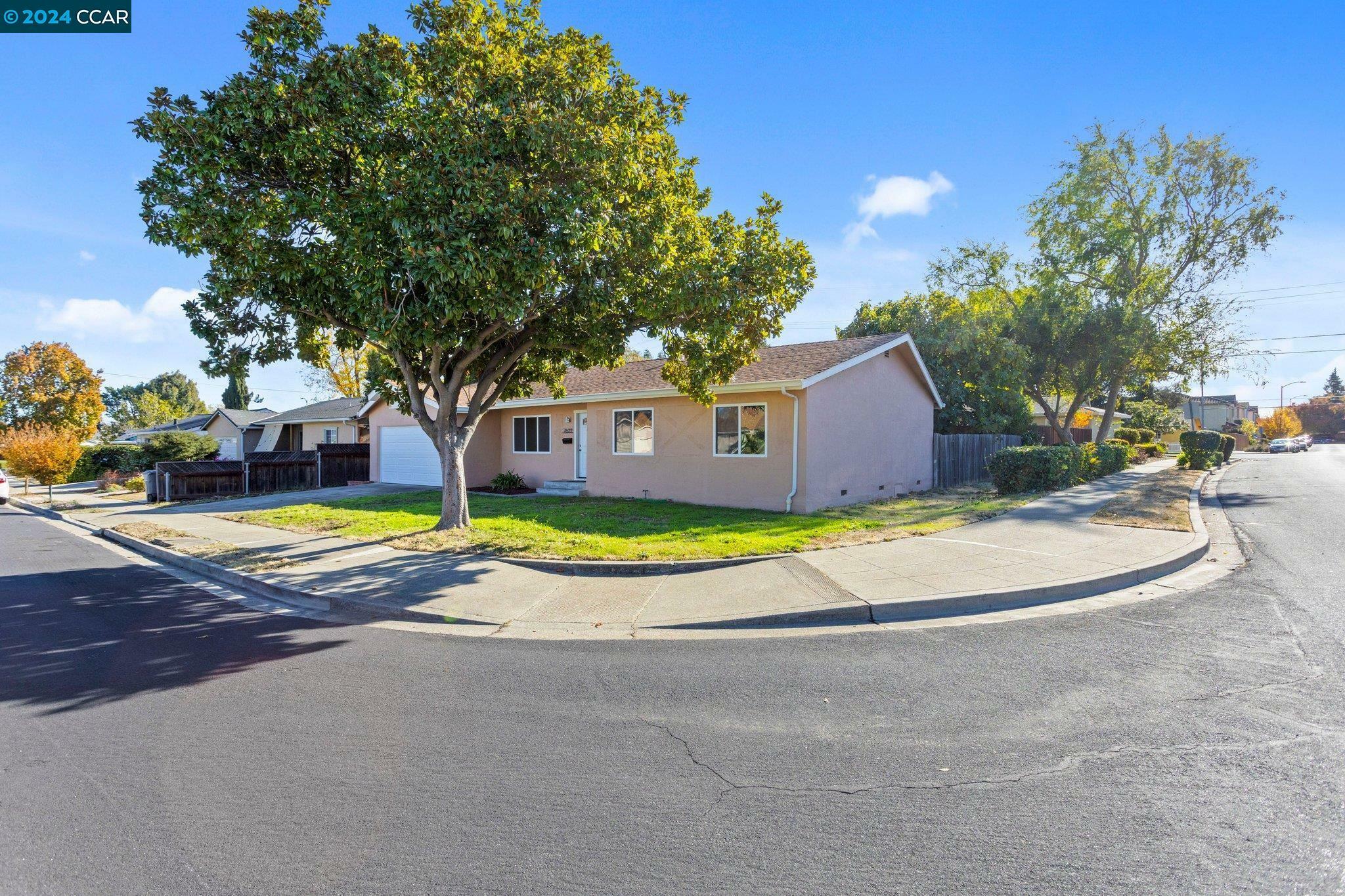 Property Photo:  7622 Oxbow Ln  CA 94568 