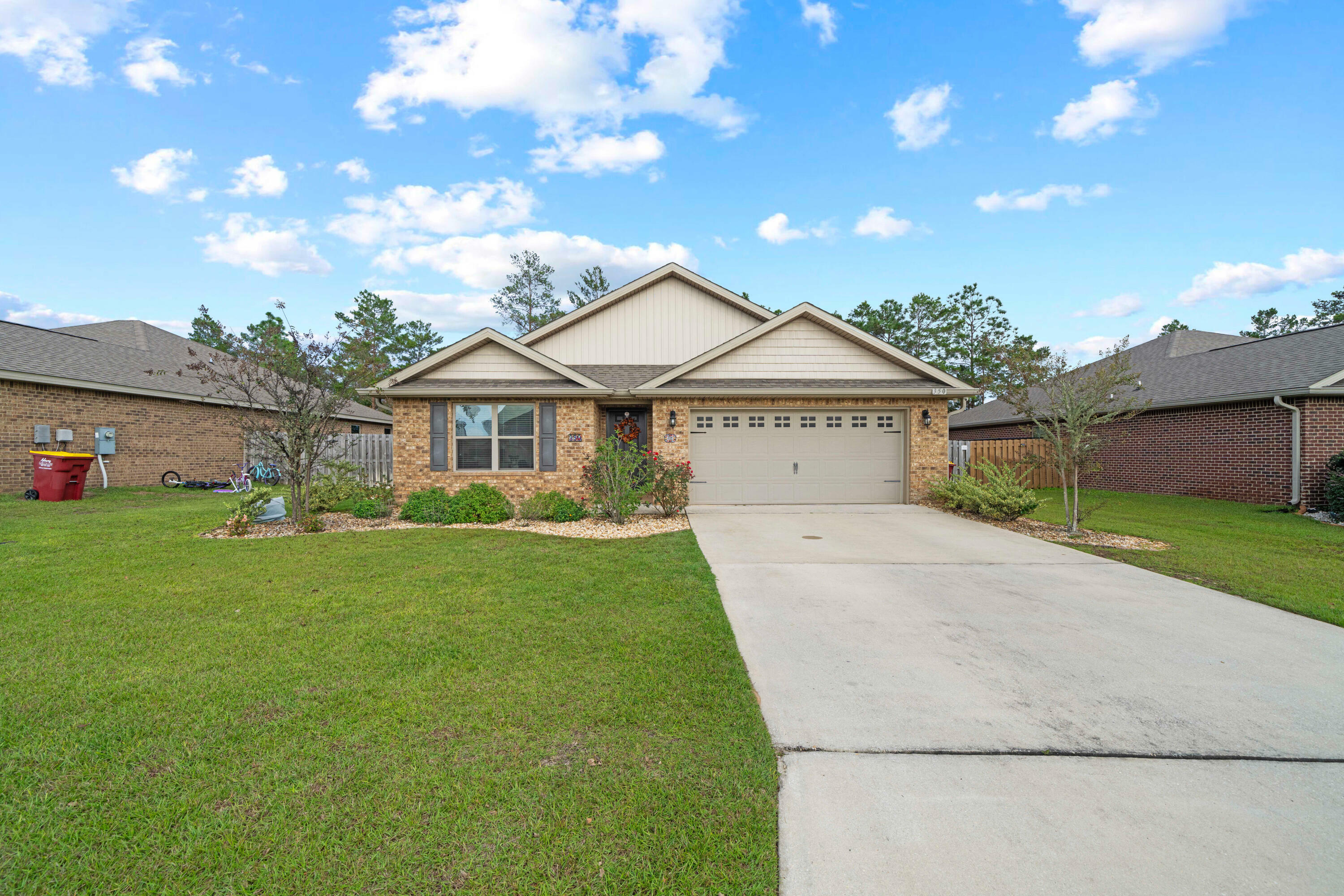 Property Photo:  350 Merlin Court  FL 32539 