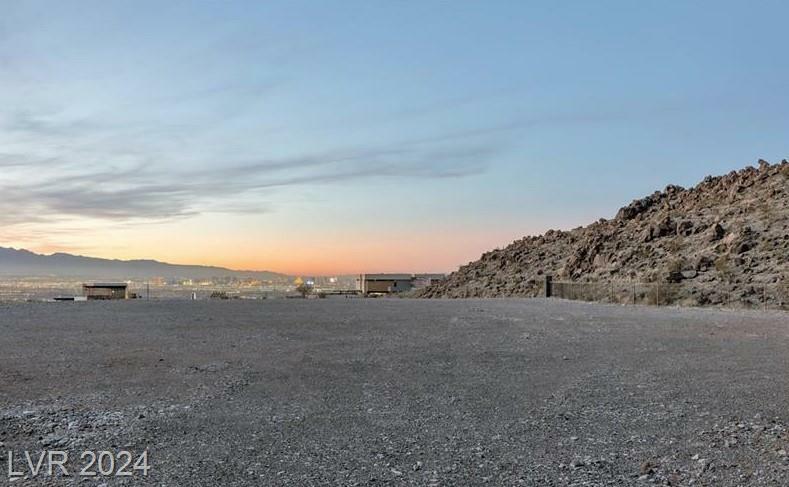 Property Photo:  12 Horseshoe Rock Court  NV 89012 