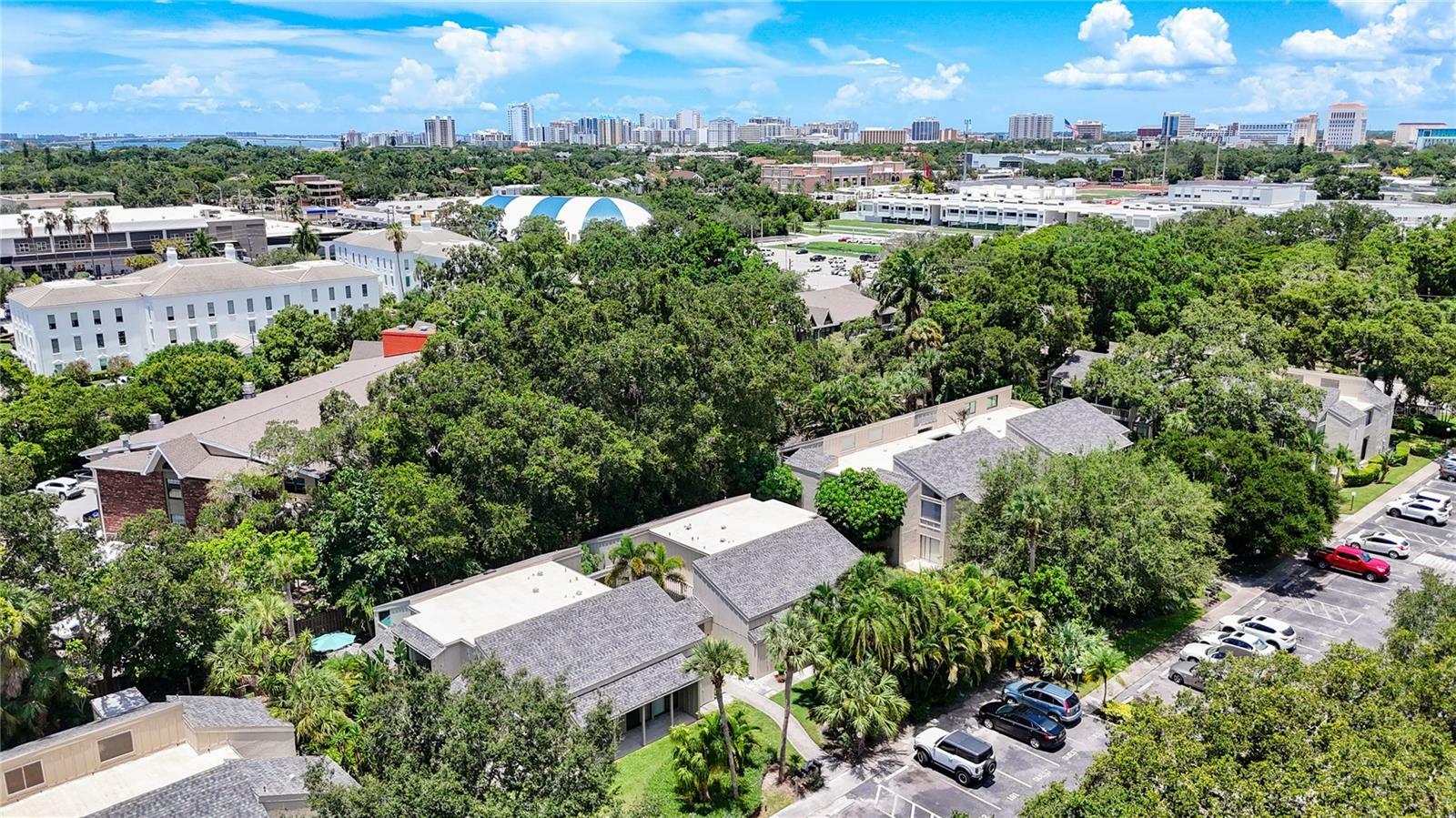 Property Photo:  2208 Bahia Vista Street F3  FL 34239 