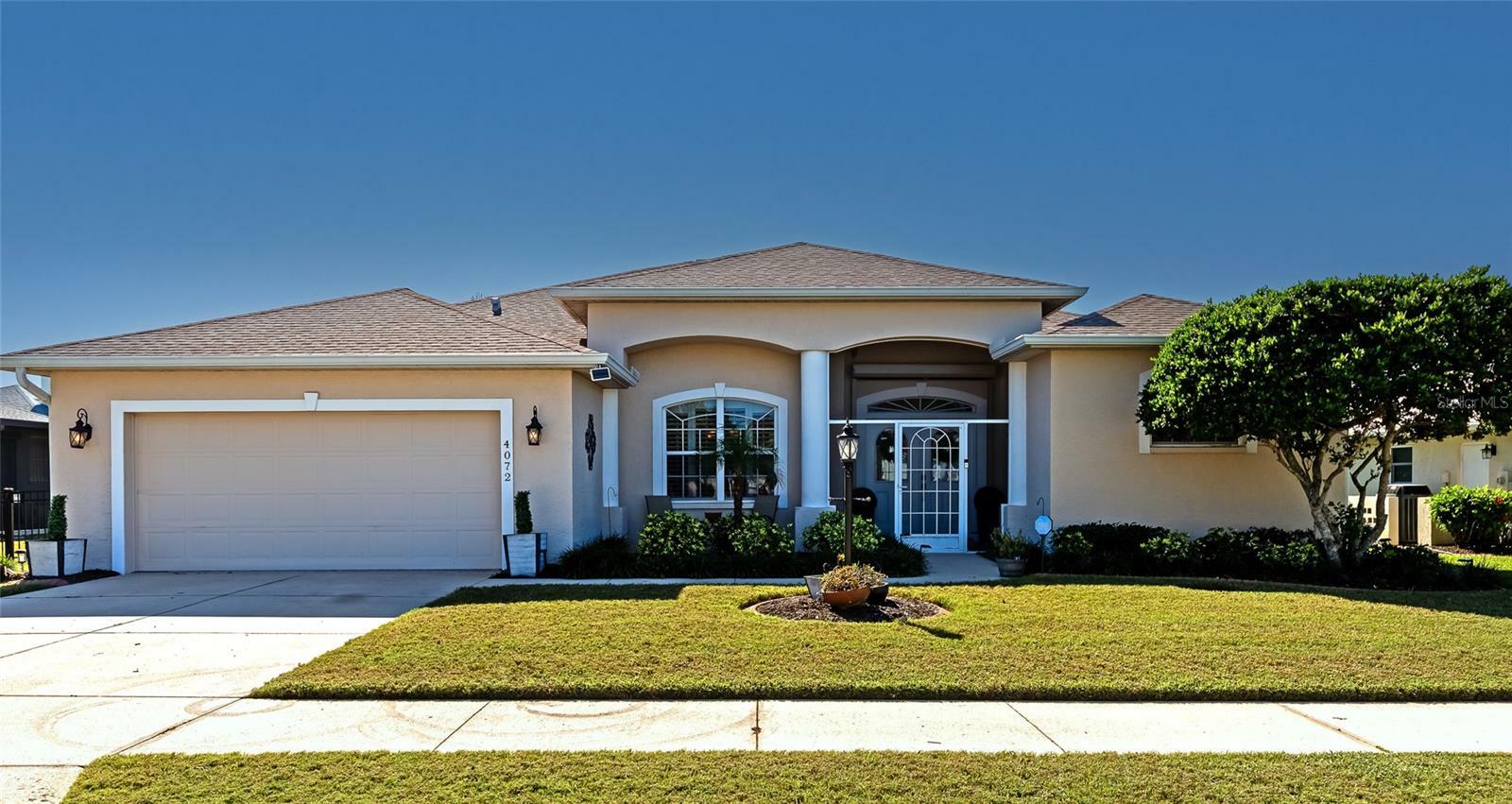 4072 Green Tree Avenue  Sarasota FL 34233 photo