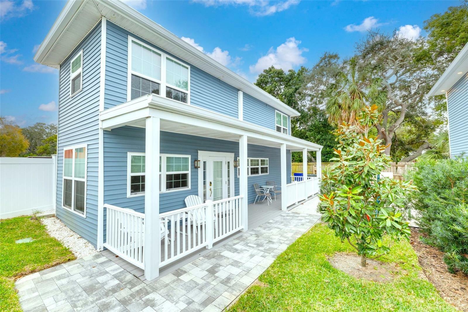 Property Photo:  719 Douglas Avenue  FL 34698 