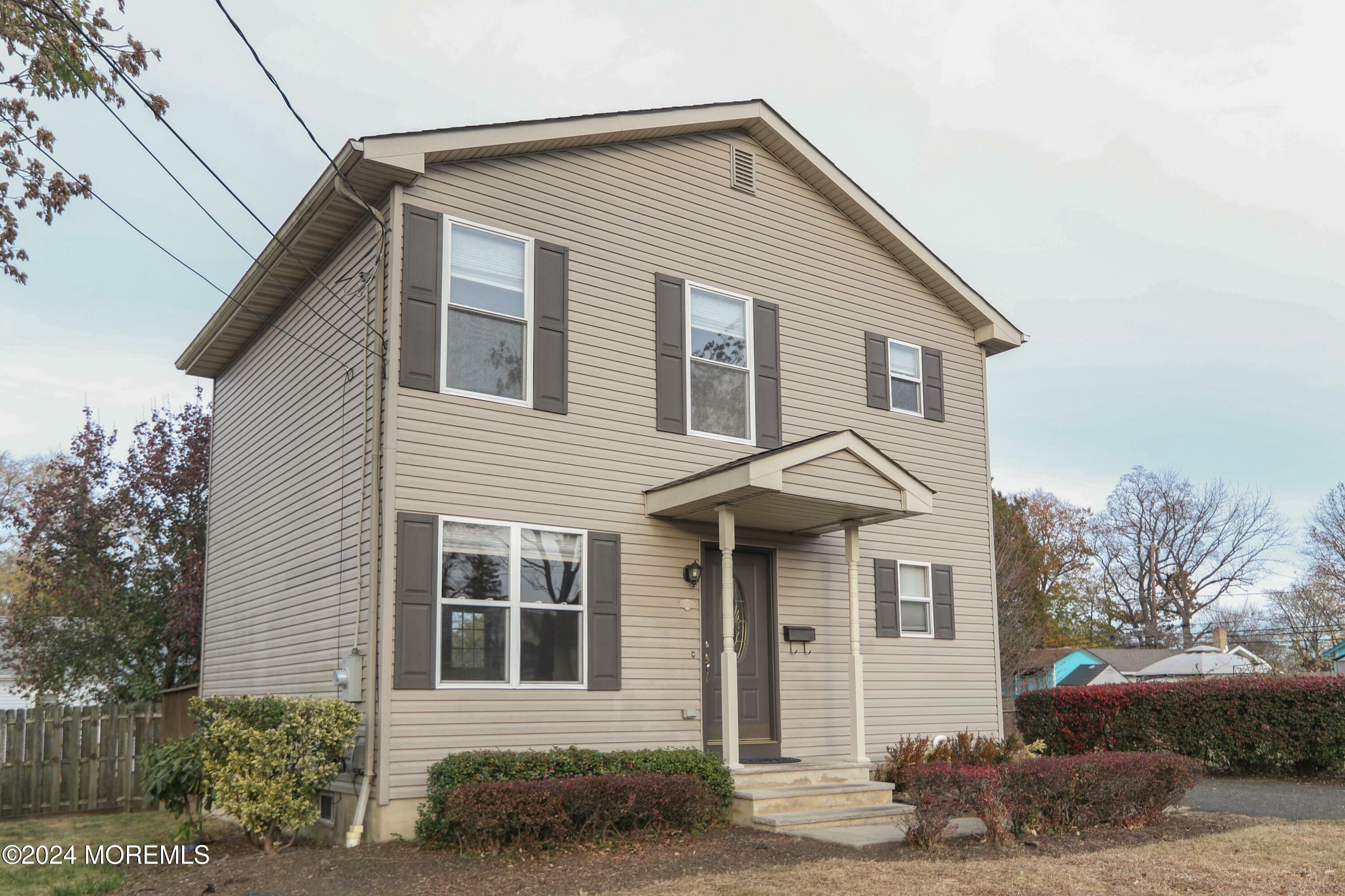 Property Photo:  424 Hawthorne Street  NJ 07735 