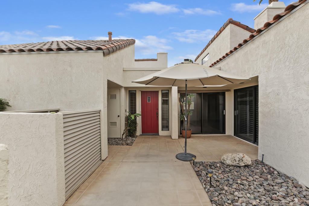 Property Photo:  425 Forest Hills Drive  CA 92270 