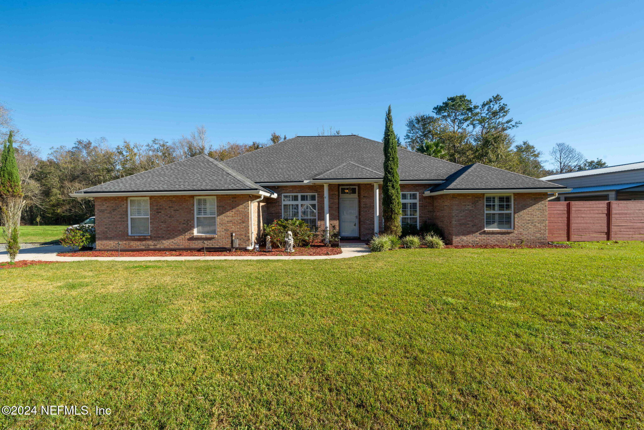 Property Photo:  44017 Green Meadows Lane  FL 32011 