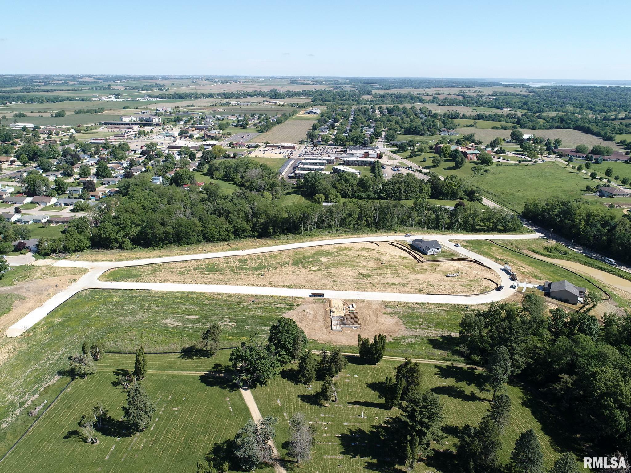 Property Photo:  967 Riverstone Road  IA 52732 