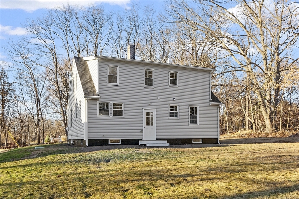 Property Photo:  42 Pleasantview Ave  MA 01462 