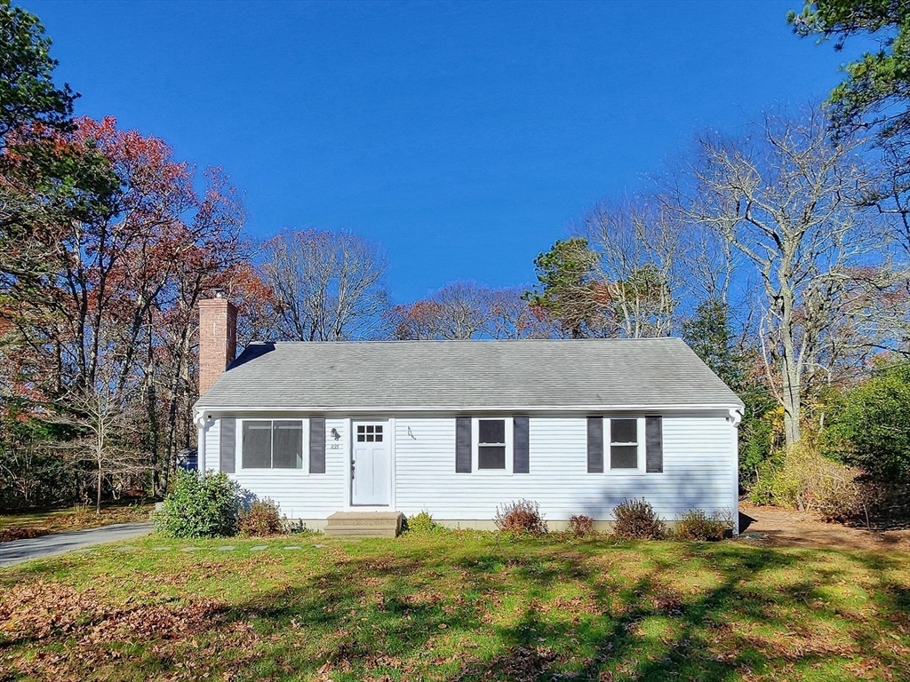 Property Photo:  29 Chopteaque Ln  MA 02648 