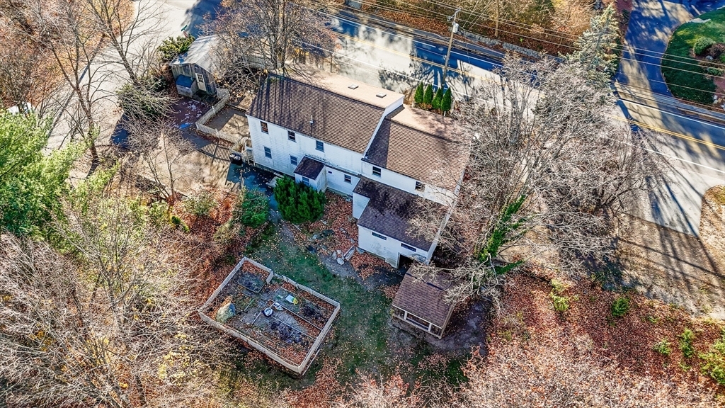 Property Photo:  167 North Rd  MA 01824 