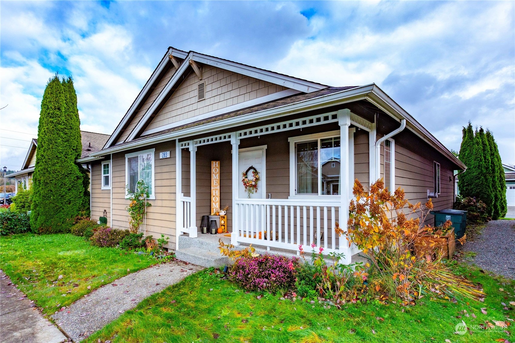 Property Photo:  283 Klinger Street  WA 98284 