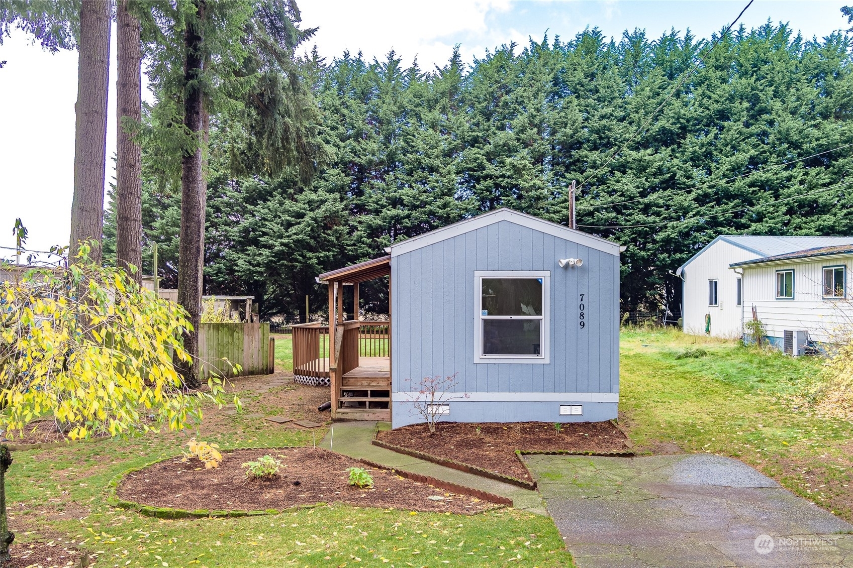 Property Photo:  7089  Tall Cedars Lane  WA 98248 