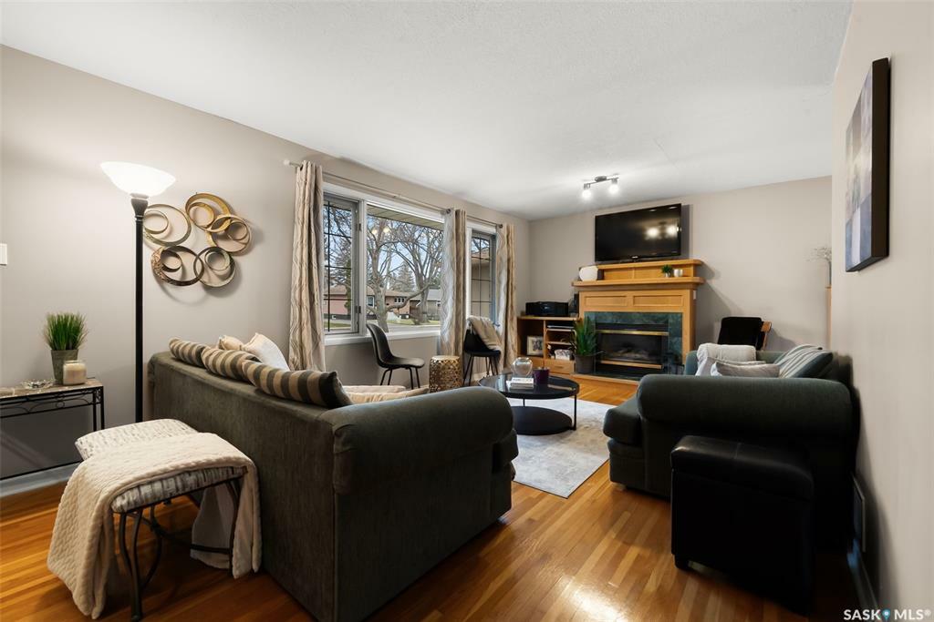 Photo de la propriété:  2708 Thornton Avenue  SK S4S 1J1 