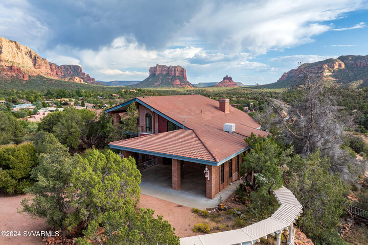 Property Photo: 2856 State Route 179 AZ 86336