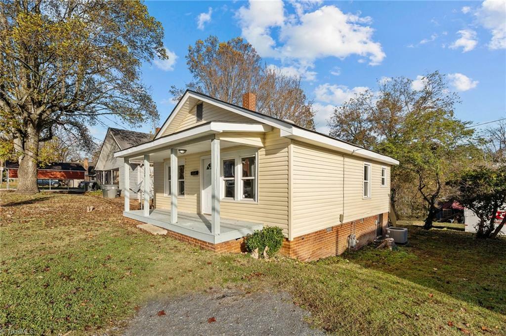 Property Photo:  239 Kivett Street  NC 27203 