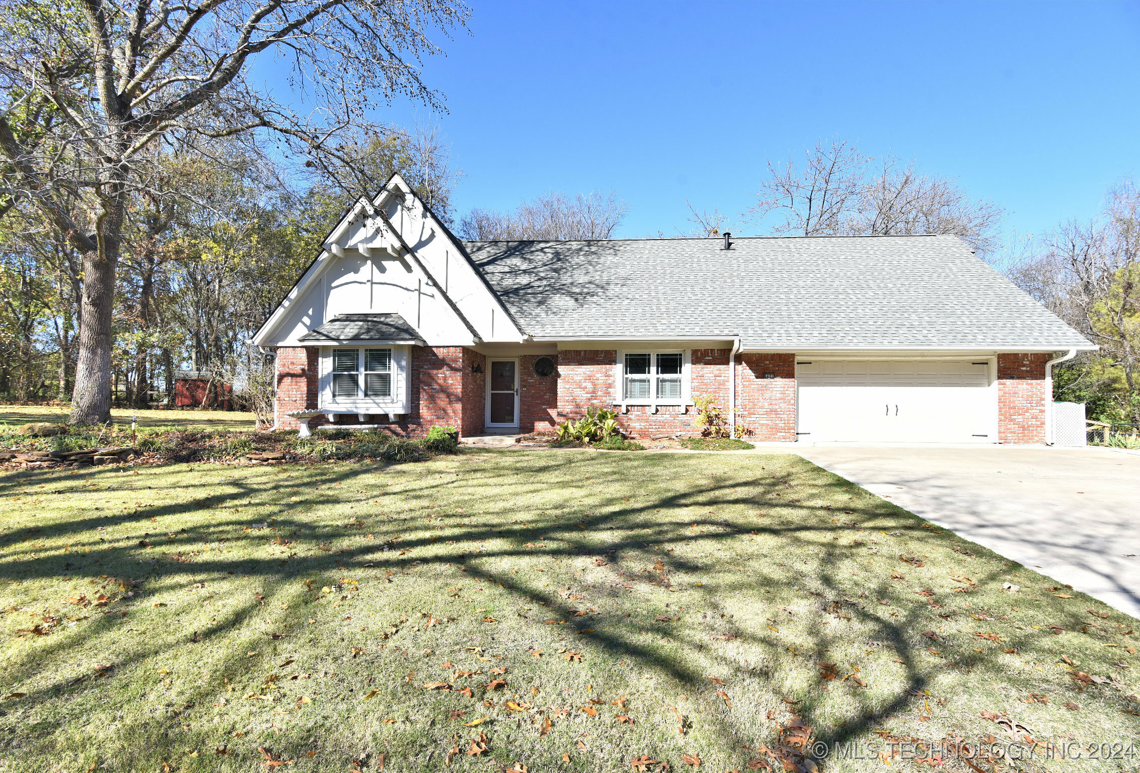 Property Photo:  6401 S 221st  OK 74014 