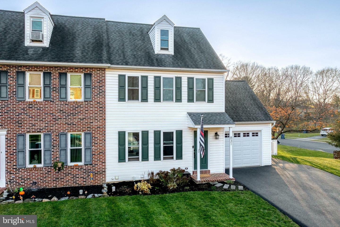 Property Photo:  831 Penny Lane  PA 17552 