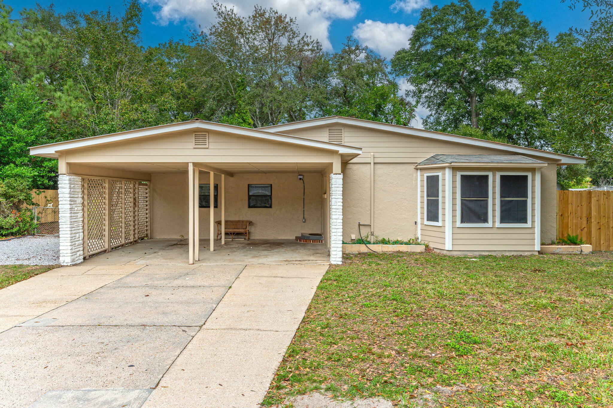 Property Photo:  345 NE Okaloosa Road  FL 32548 