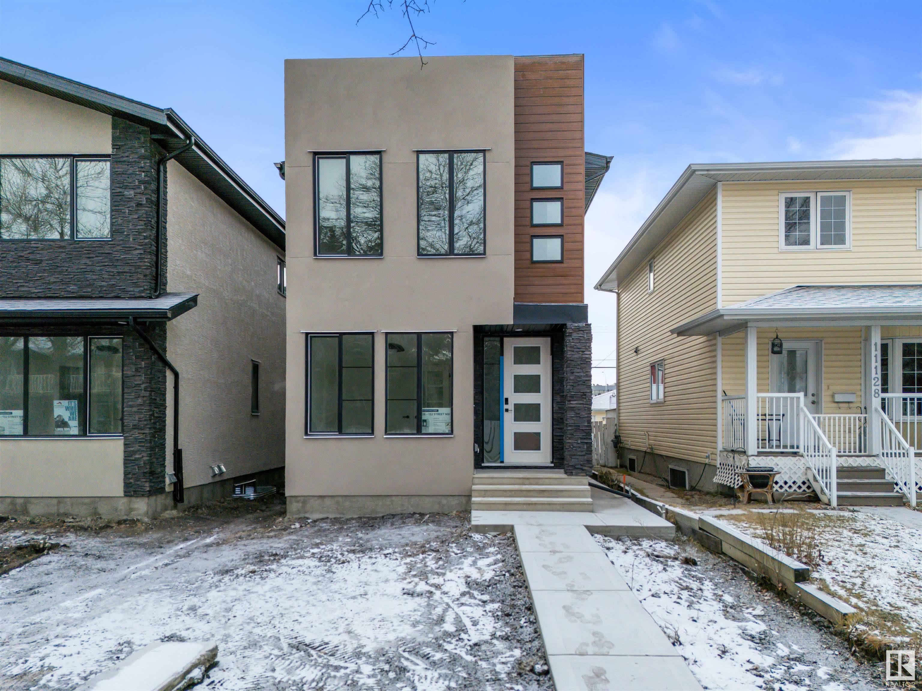 Property Photo:  11126 132 Street NW  AB T5M 1E5 