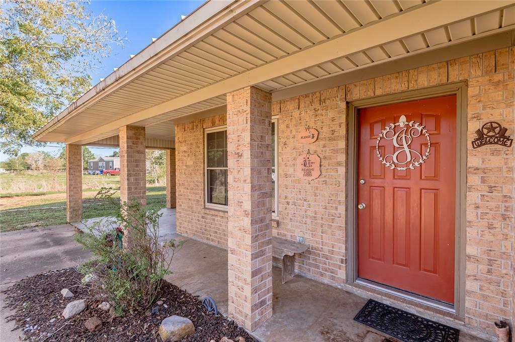 Property Photo:  320 County Road 3107  TX 75835 