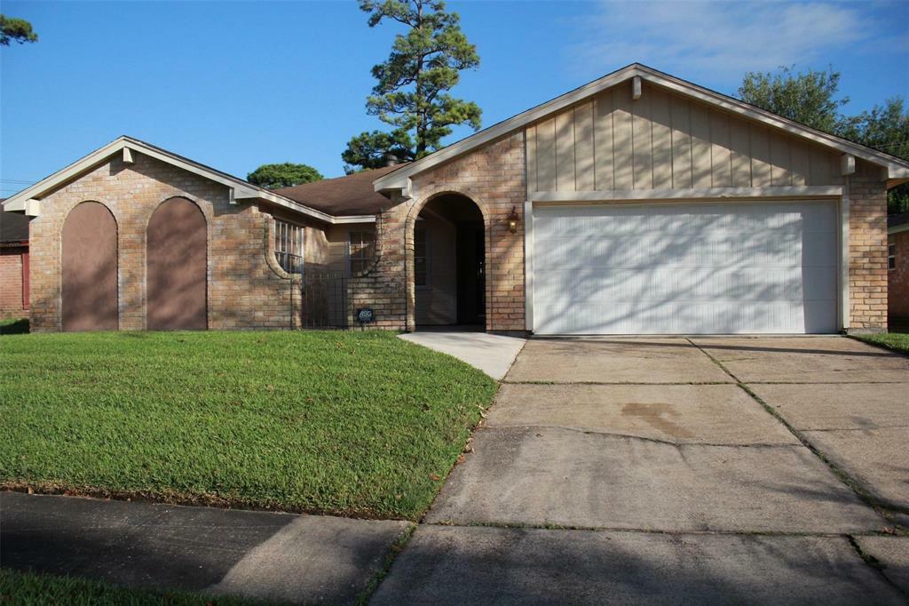 Property Photo:  14827 Scotter Drive  TX 77015 