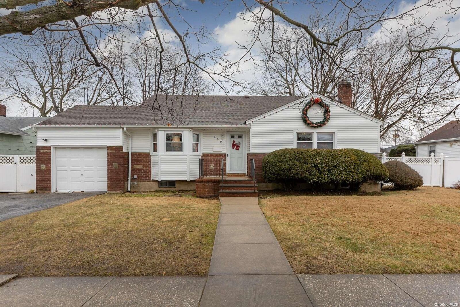 Property Photo:  209 N Michigan Avenue  NY 11758 