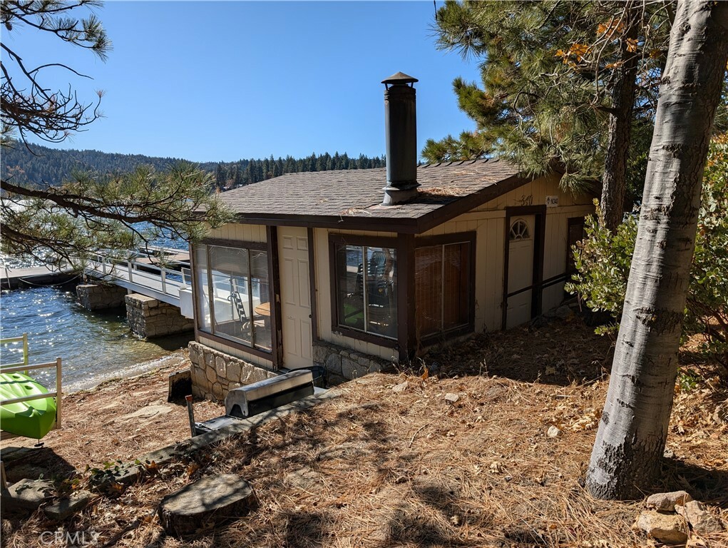 Property Photo:  340 N340 - Dock  CA 92352 