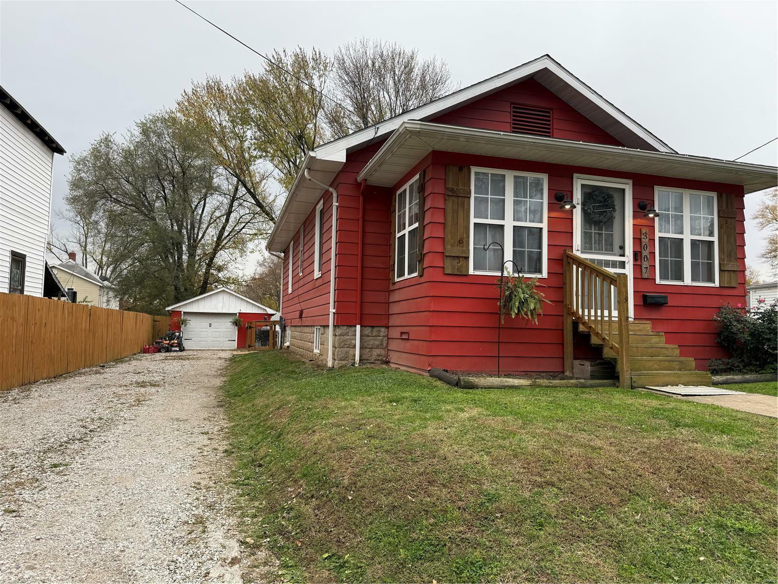 Property Photo:  3007 Fernwood Avenue  IL 62002 