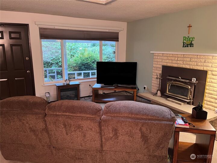 Property Photo:  71 E Lakeland Way  WA 98524 