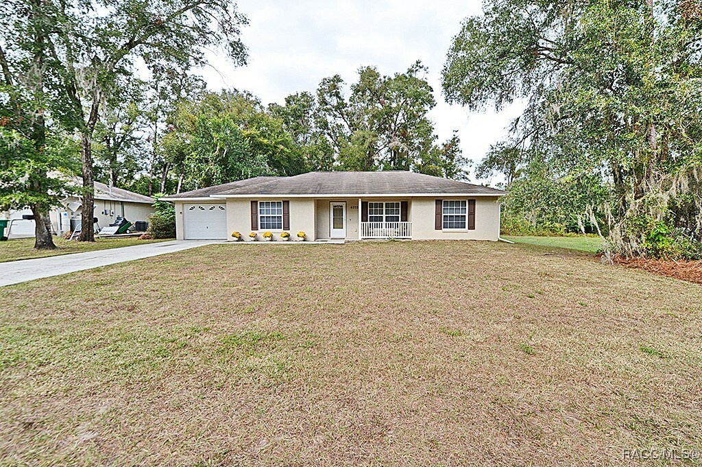 Property Photo:  6255 E Waverly Street  FL 34452 