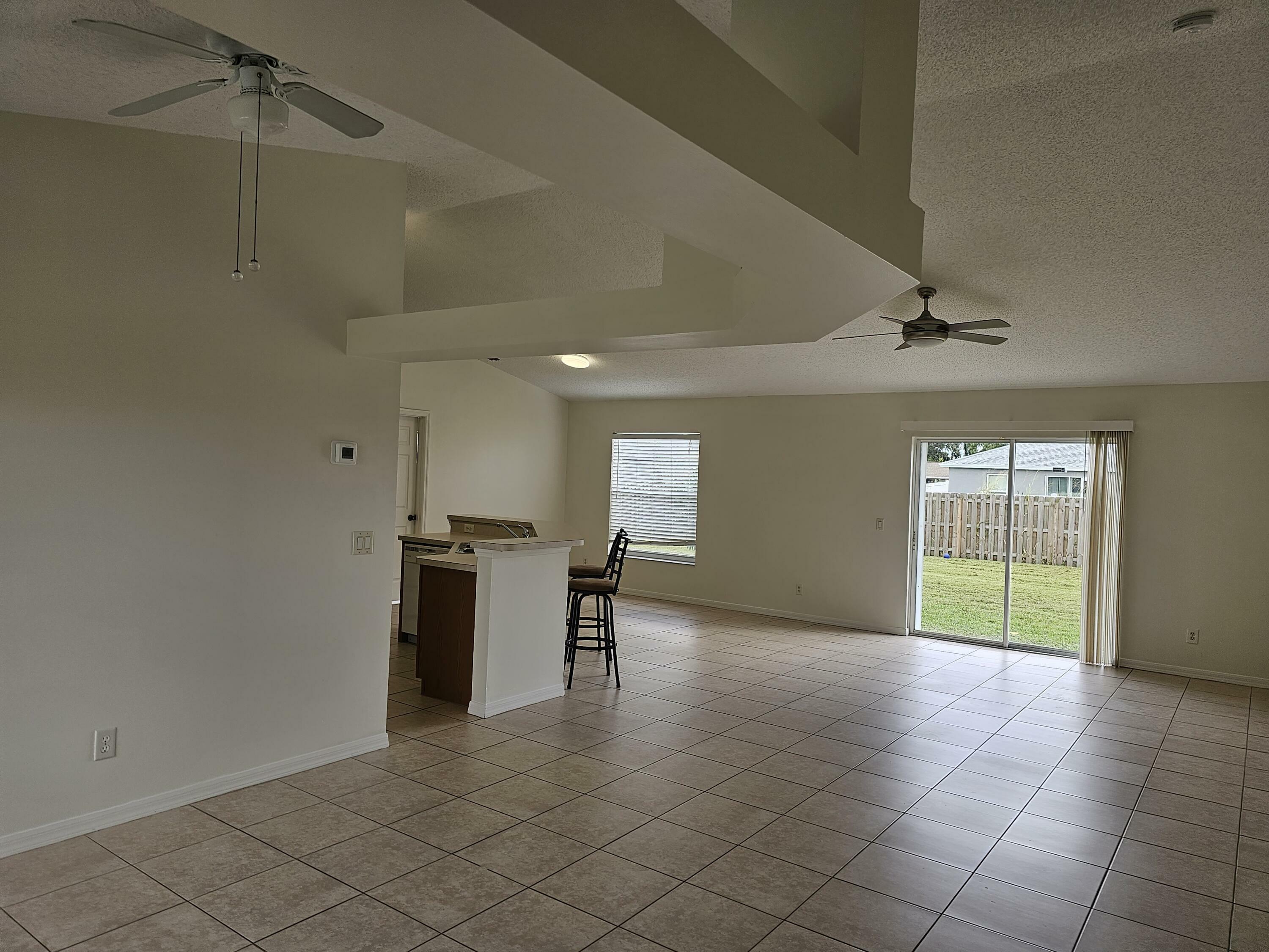 Property Photo:  162 SW Grimaldo Terrace  FL 34984 