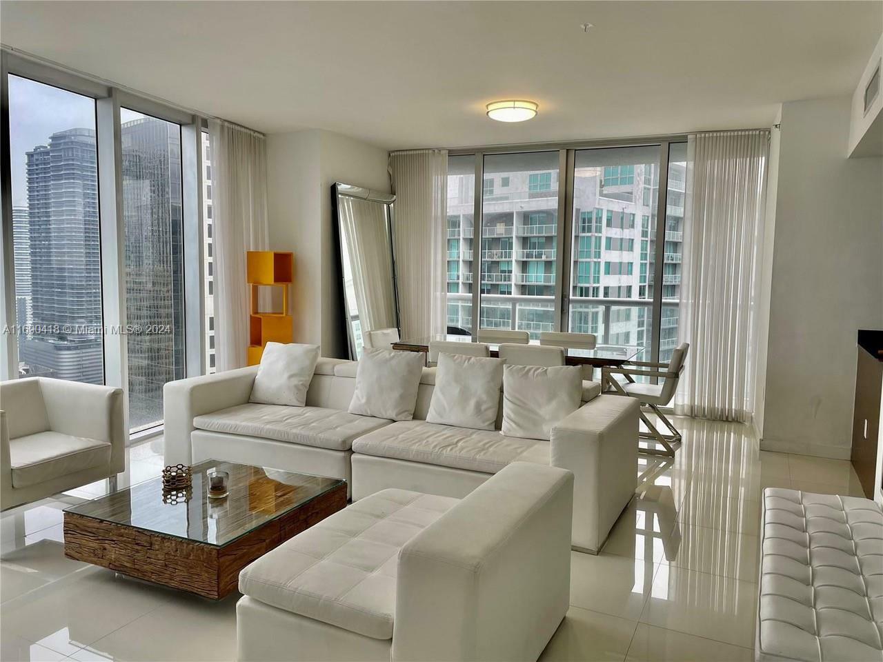 Property Photo:  485 Brickell Ave 3708  FL 33131 