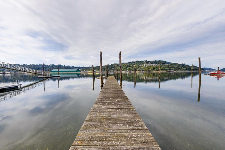 Property Photo: 860 Alderside Road BC V3H 3A6