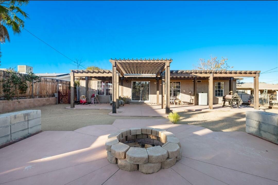 Property Photo: 57383 Pueblo Trail CA 92284