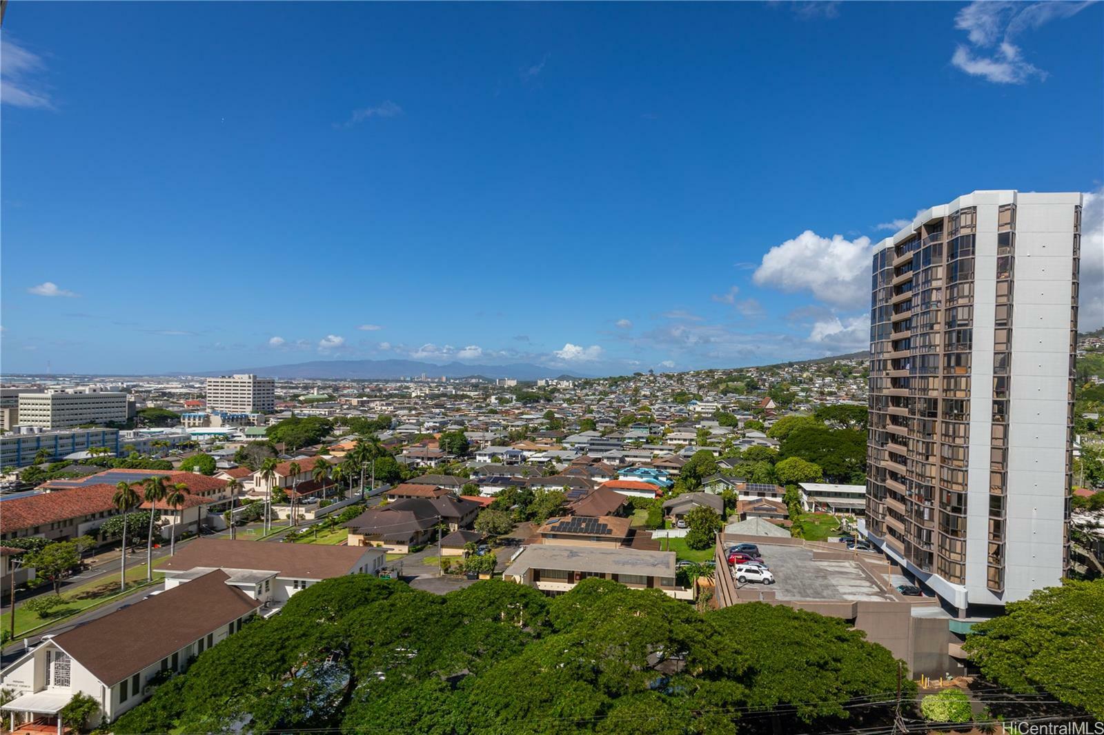 Property Photo:  2029 Nuuanu Avenue 1609  HI 96817 