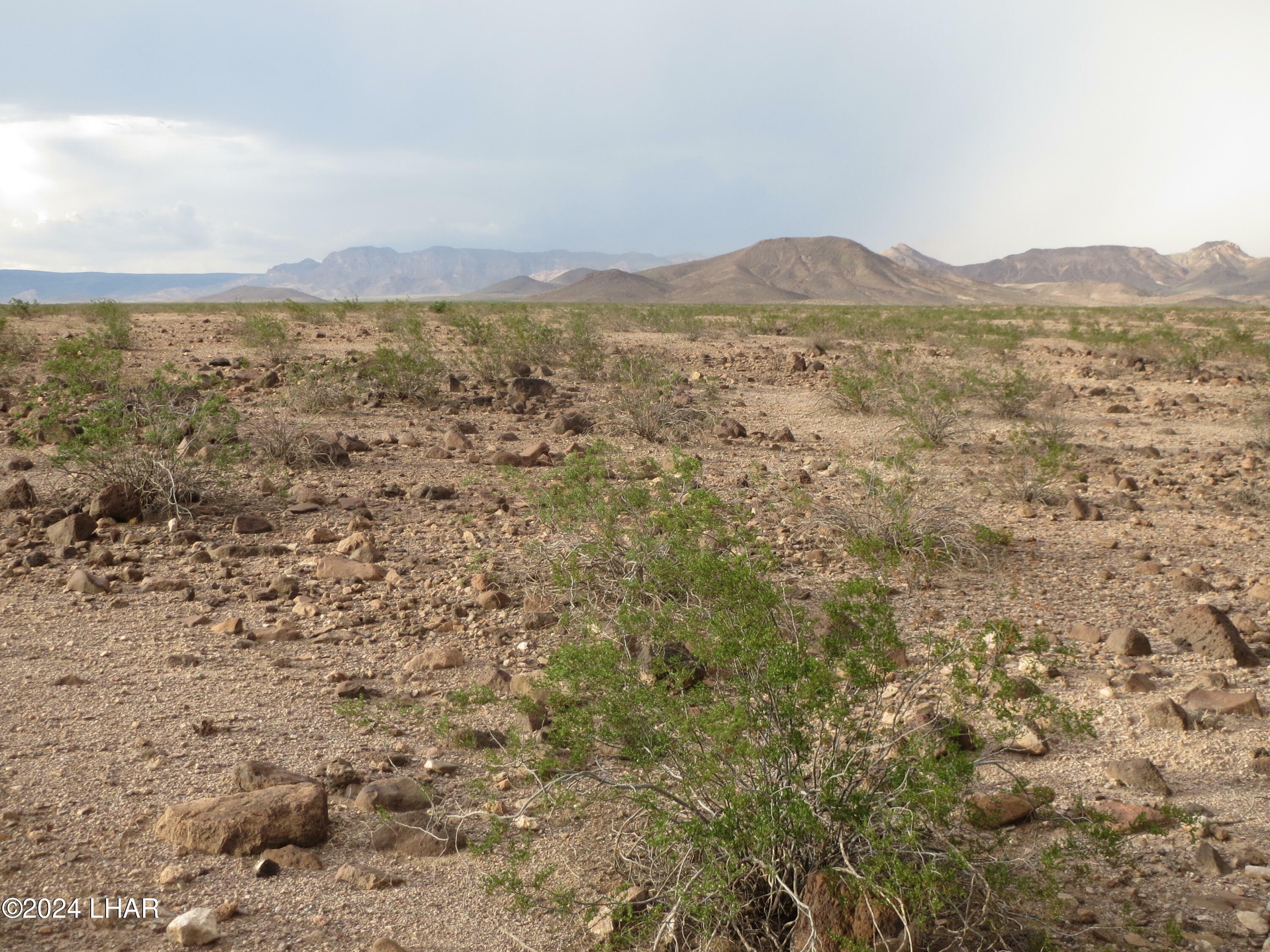 Property Photo: 2.0 North Of Polaris Rd AZ 86436
