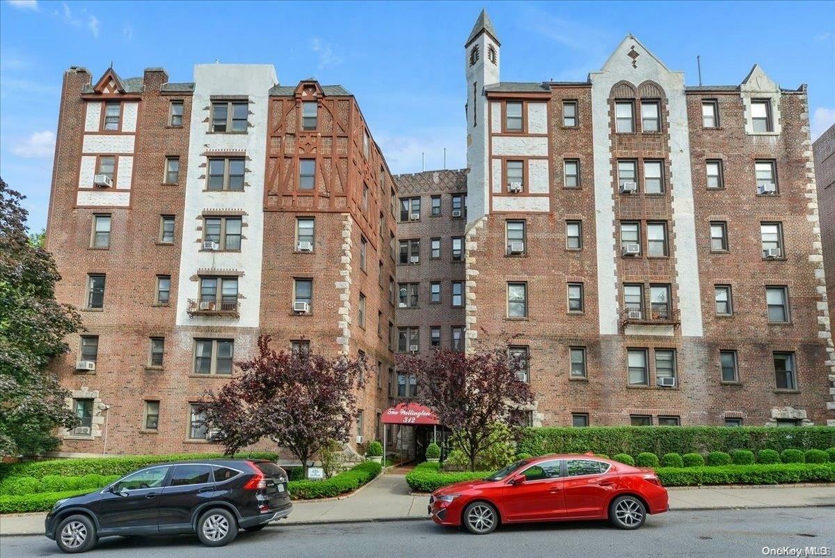 Property Photo: 312 Main Street 4H NY 10601