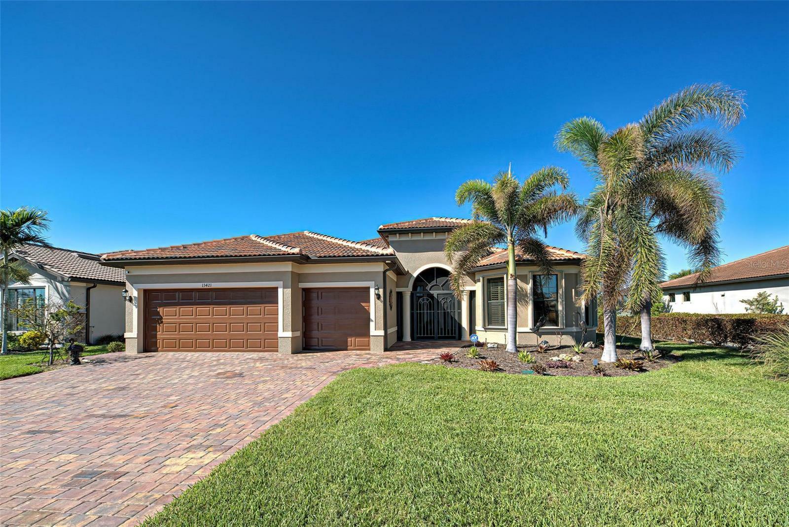 Property Photo: 13421 Orino Street FL 34293