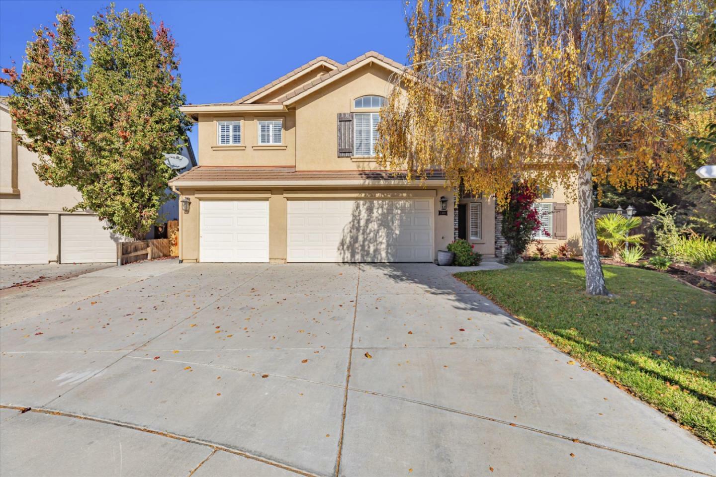 Property Photo:  1100 Mulberry Court  CA 95023 