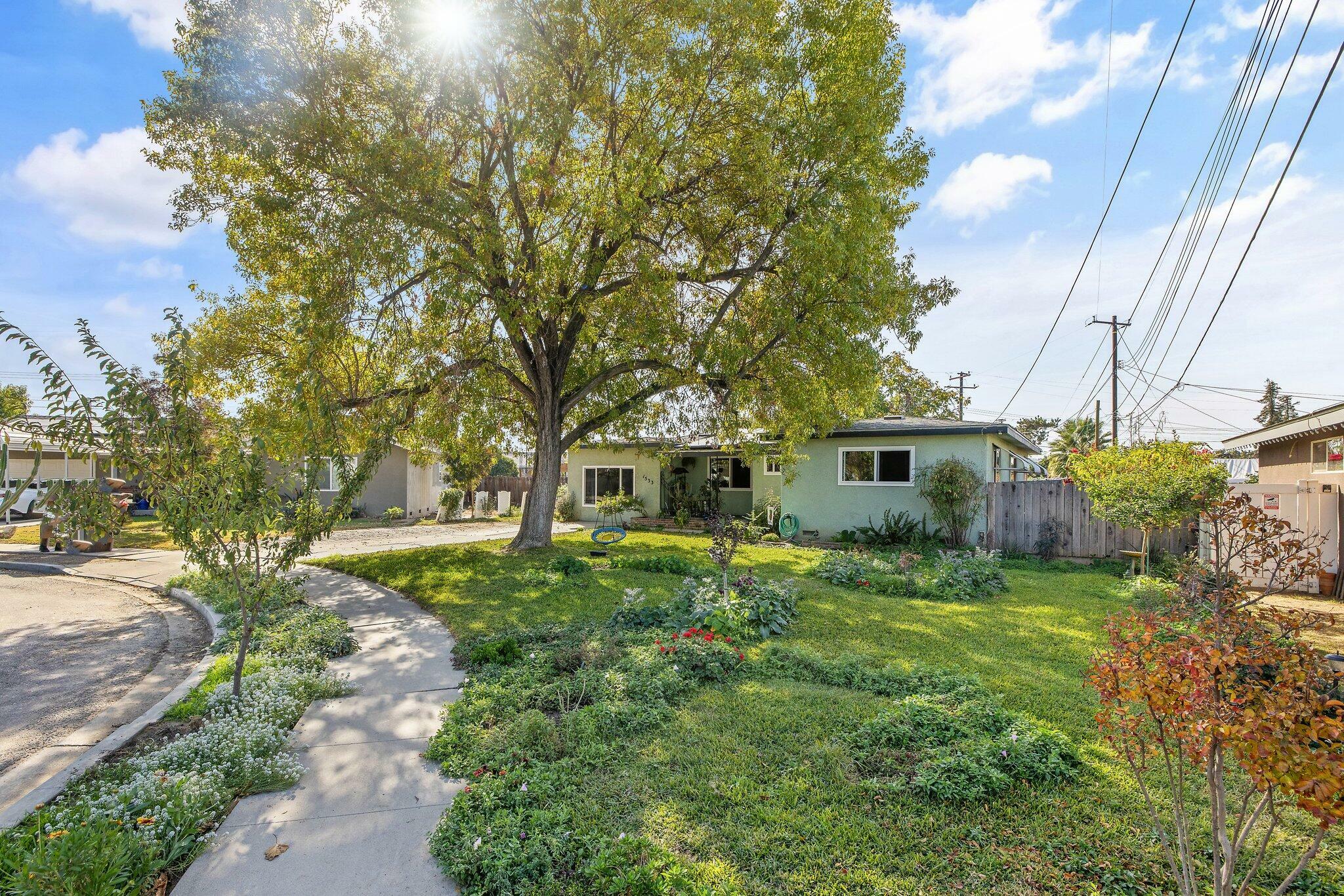 Property Photo:  1533 Etna Drive  CA 93274 