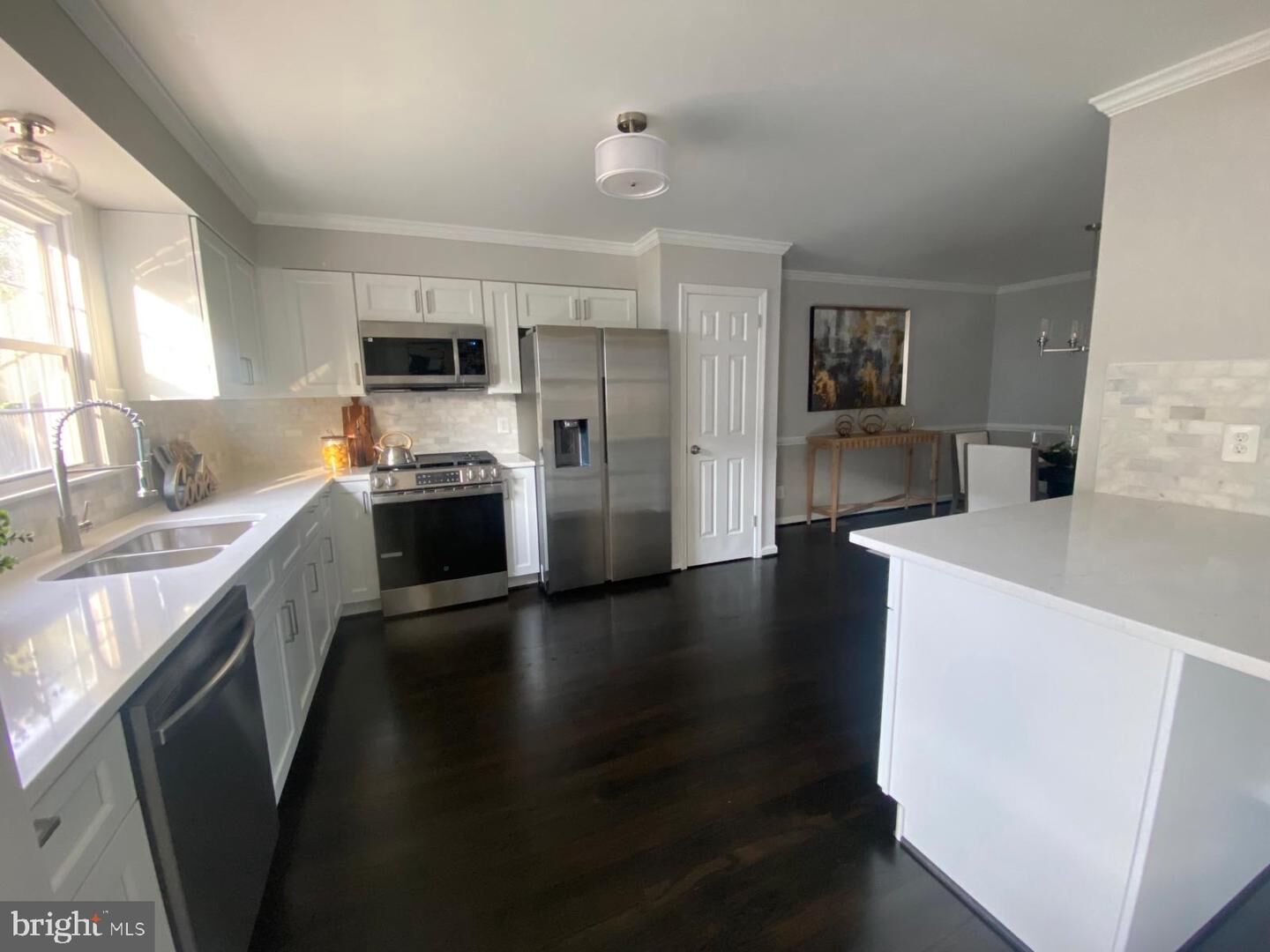 Property Photo:  559 Tiffany Court  VA 20186 