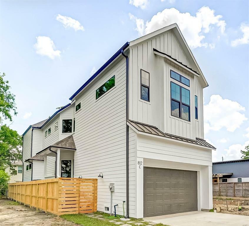 Property Photo:  812 E 37th Street B  TX 77022 