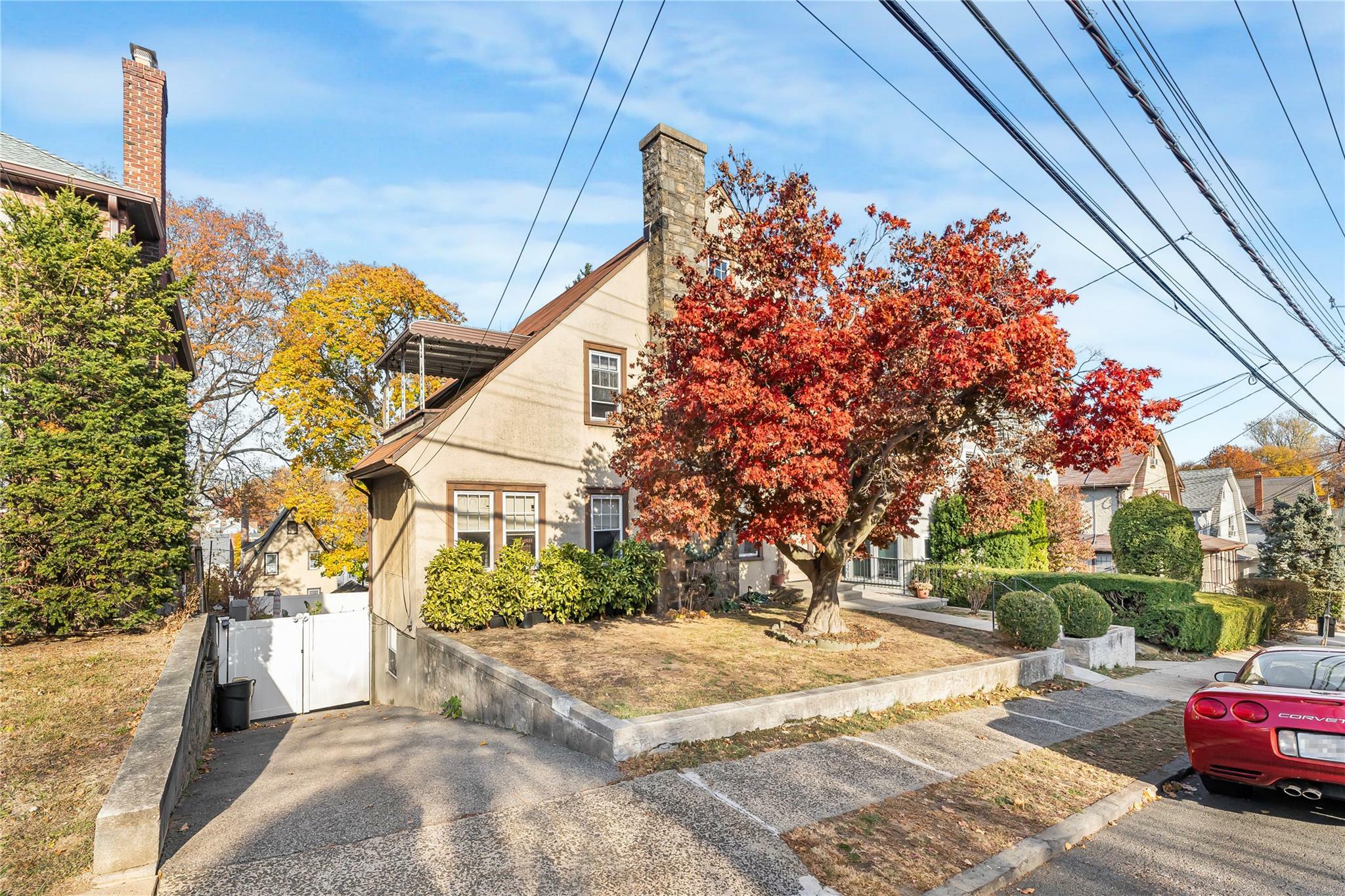 Property Photo:  97 Greenvale Avenue  NY 10703 