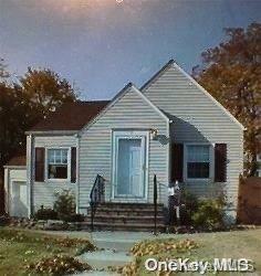 33 Jefferson Road  Farmingdale NY 11735 photo