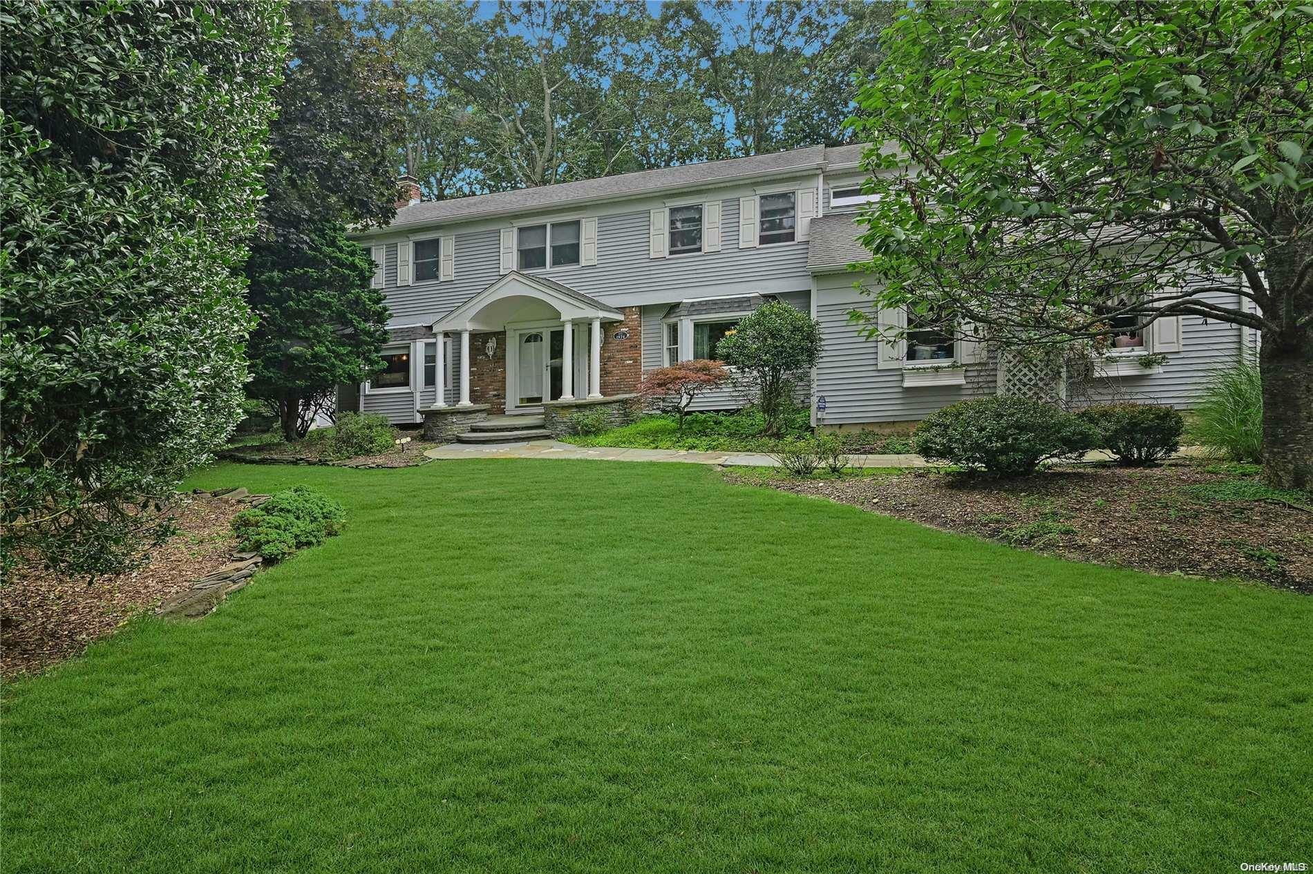 Property Photo:  10 Enchanted Woods  NY 11764 